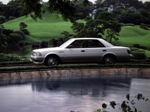 Toyota Crown Royal Saloon G 4.0 Hardtop 1990 года